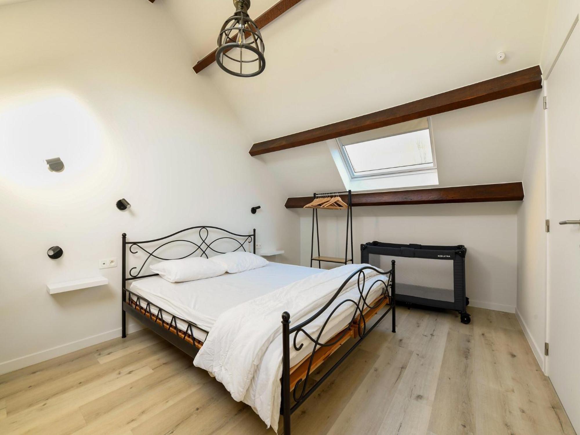 Spacious Holiday Home With Garden Нюпорт Екстериор снимка
